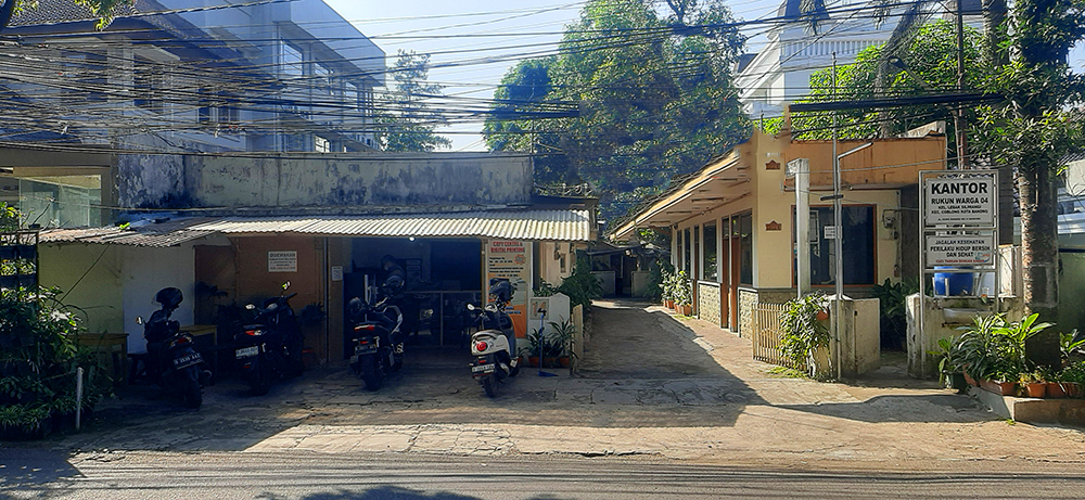 Rumah dan Kost 20 Kamar Parkir Luas Lokasi Super Strategis Dekat Kampus ITB Bandung